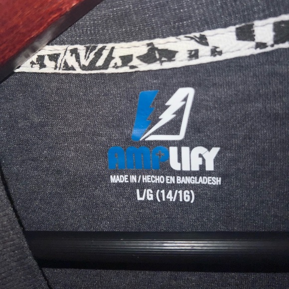 BRAND NWT amplify play it loud shirt size L/G (14-16) - Picture 5 of 5